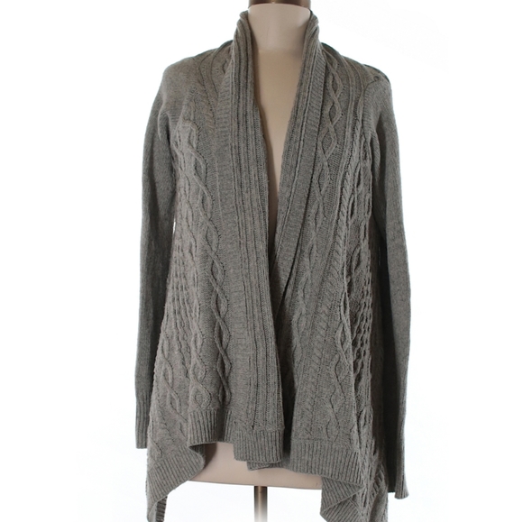 BCBGMaxAzria Sweaters - Bcbg drapey cardigan sweater